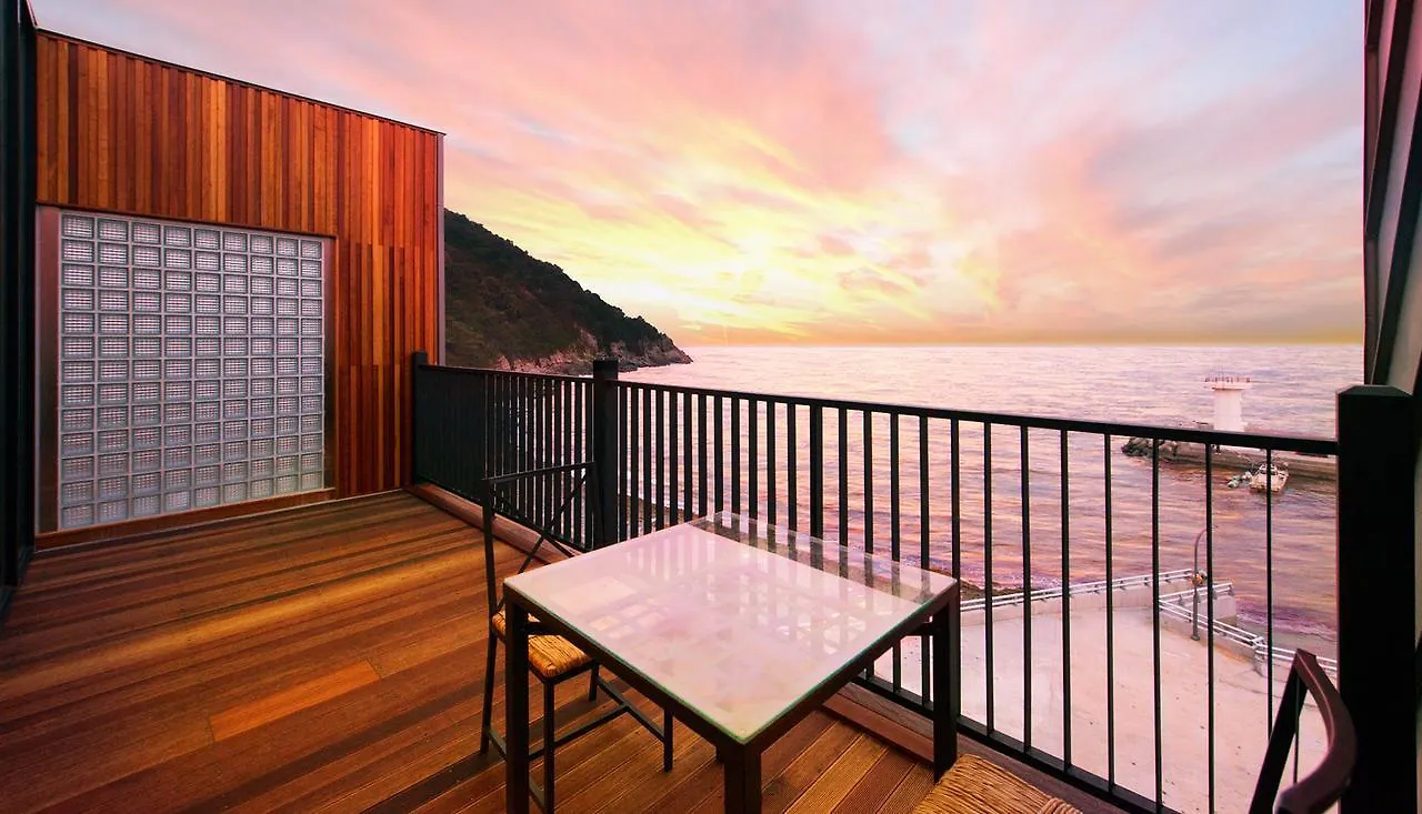 Sun & Moon Poolvilla Busan